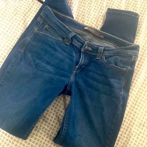 Womens Levi jeans